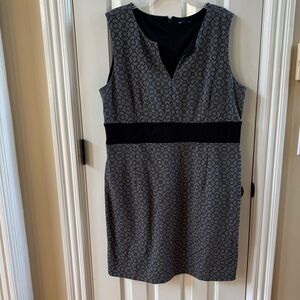 GAP black & gray sleeveless dress or jumper, size XL